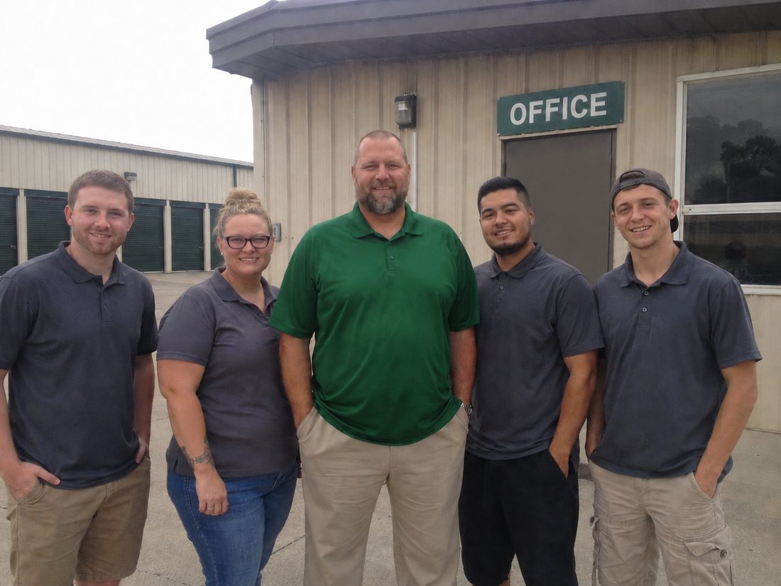 Pest control professionals in Westland, MI